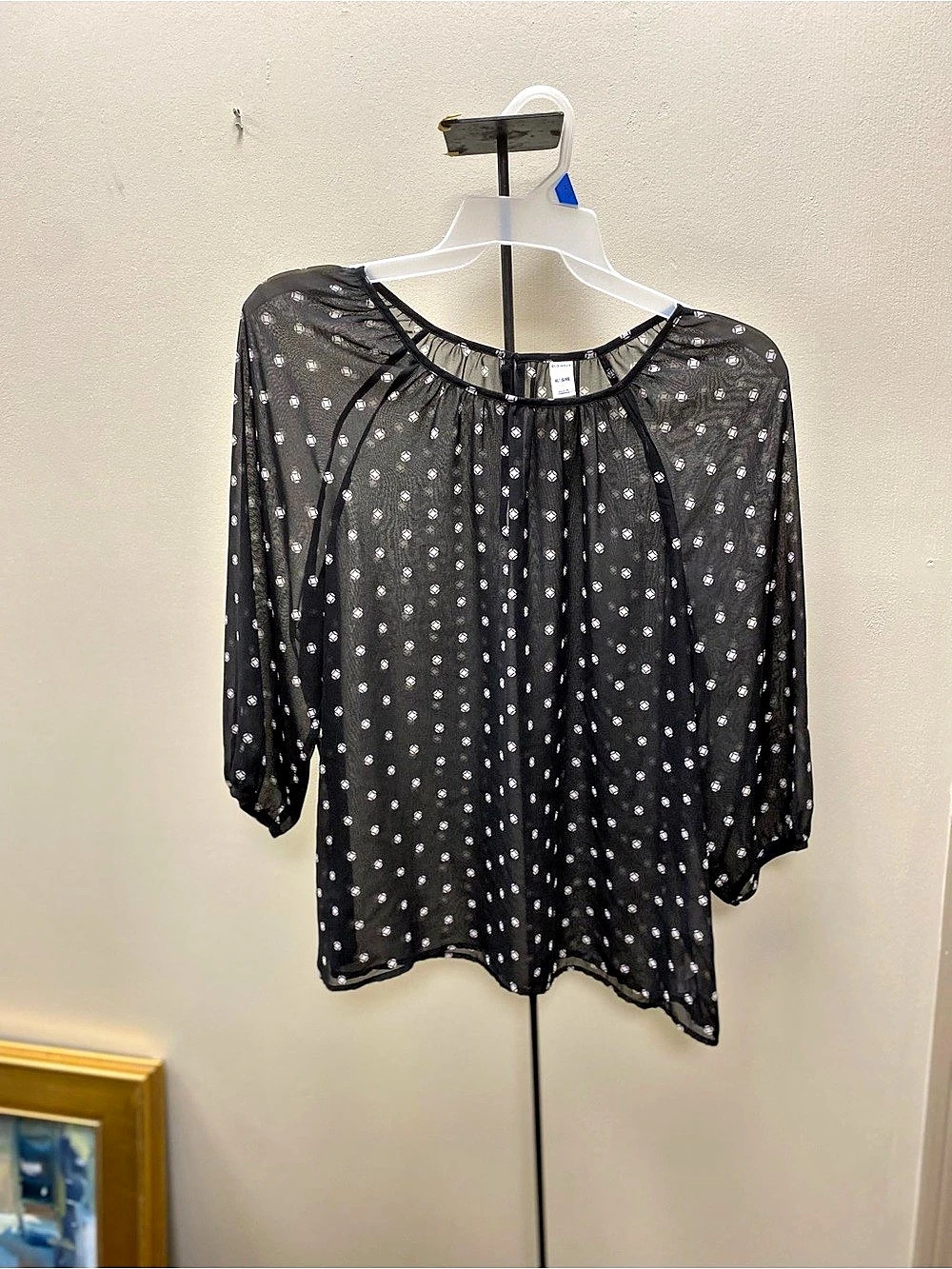Old Navy Geometric Blouse in Black & White Size XL